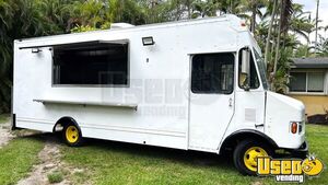 1998 P30 Step Van Kitchen Food Truck All-purpose Food Truck Deep Freezer Florida Gas Engine for Sale