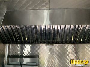 1998 P30 Step Van Kitchen Food Truck All-purpose Food Truck Fire Extinguisher Texas Diesel Engine for Sale