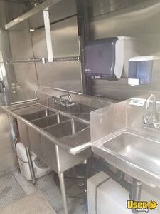 1998 P30 Step Van Kitchen Food Truck All-purpose Food Truck Food Warmer Washington Gas Engine for Sale