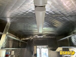 1998 P30 Step Van Kitchen Food Truck All-purpose Food Truck Fresh Water Tank Texas Diesel Engine for Sale