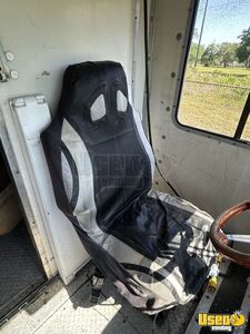 1998 P30 Step Van Kitchen Food Truck All-purpose Food Truck Prep Station Cooler Texas Diesel Engine for Sale