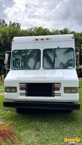 1998 P30 Step Van Kitchen Food Truck All-purpose Food Truck Propane Tank Florida Gas Engine for Sale