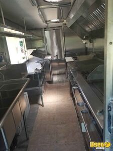 1998 P30 Step Van Kitchen Food Truck All-purpose Food Truck Propane Tank Washington Gas Engine for Sale