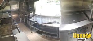 1998 P30 Step Van Kitchen Food Truck All-purpose Food Truck Refrigerator Washington Gas Engine for Sale