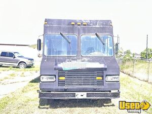 1998 P30 Step Van Kitchen Food Truck All-purpose Food Truck Shore Power Cord Texas Diesel Engine for Sale