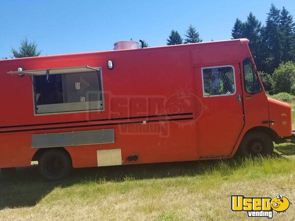1998 P30 Step Van Kitchen Food Truck All-purpose Food Truck Washington Gas Engine for Sale