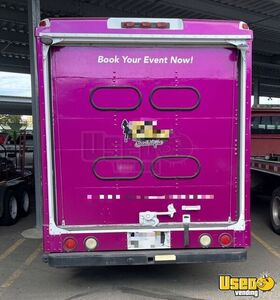 1998 P30 Step Van Mobile Boutique Trailer Exterior Lighting Michigan Gas Engine for Sale