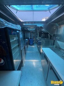 1998 P30 Step Van Pizza Food Truck Concession Window California Gas Engine for Sale
