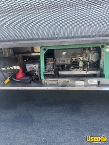 1998 P30 Step Van Pizza Food Truck Diamond Plated Aluminum Flooring California Gas Engine for Sale