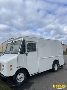 1998 P30 Step Van Stepvan Virginia Gas Engine for Sale