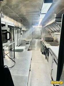 1998 P3500 All-purpose Food Truck Concession Window Massachusetts Gas Engine for Sale