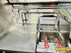 1998 P3500 All-purpose Food Truck Diamond Plated Aluminum Flooring Massachusetts Gas Engine for Sale