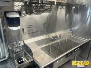 1998 P3500 All-purpose Food Truck Flatgrill Massachusetts Gas Engine for Sale