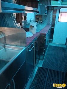 1998 P3500 Value Van All-purpose Food Truck Cabinets Nevada Diesel Engine for Sale