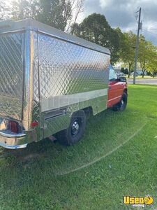 1998 Silverado 2500 Lunch Serving Truck Lunch Serving Food Truck Gray Water Tank Wisconsin Gas Engine for Sale