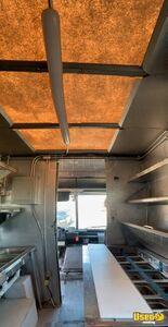 1998 Step Van Kitchen Food Truck All-purpose Food Truck 23 Maryland Diesel Engine for Sale