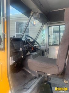 1998 Step Van Kitchen Food Truck All-purpose Food Truck Stovetop Maryland Diesel Engine for Sale