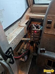 1998 Stepvan Stepvan 9 Massachusetts Gas Engine for Sale