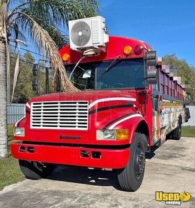 1998 T-444e Food Truck All-purpose Food Truck Florida Diesel Engine for Sale