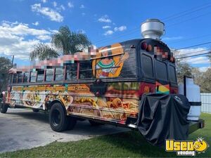 1998 T-444e Food Truck All-purpose Food Truck Propane Tank Florida Diesel Engine for Sale