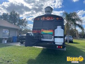 1998 T-444e Food Truck All-purpose Food Truck Refrigerator Florida Diesel Engine for Sale