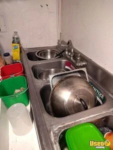 1998 Utility All-purpose Food Truck Prep Station Cooler New York Diesel Engine for Sale