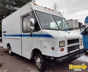 1998 W42 Step Van For Mobile Business Stepvan Michigan Gas Engine for Sale