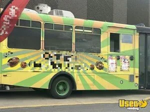 1999 1750 All-purpose Food Truck Concession Window Kansas Diesel Engine for Sale