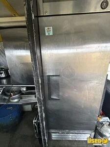 1999 1750 All-purpose Food Truck Prep Station Cooler Kansas Diesel Engine for Sale