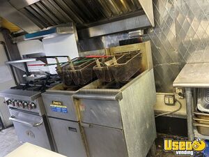 1999 1750 All-purpose Food Truck Refrigerator Kansas Diesel Engine for Sale