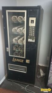 1999 3013a/2051l Usi Snack Machine Texas for Sale