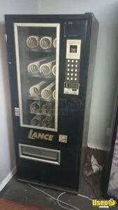 1999 Wittern FSI USI 3013A/2051L Snack and Cookies Vending Machine For Sale in Texas!
