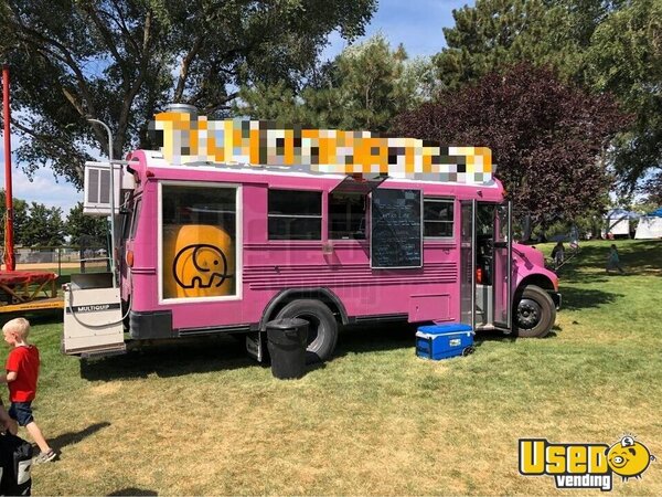 1999 Bluebird Bustaurant Food Truck All-purpose Food Truck Utah for Sale