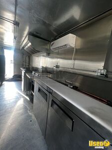 1999 Chassis All-purpose Food Truck Stainless Steel Wall Covers Oklahoma Diesel Engine for Sale