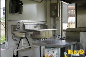 1999 Concession Trailer Generator Minnesota for Sale