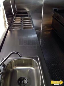 1999 Custom-built Kitchen Food Truck All-purpose Food Truck Insulated Walls Florida Gas Engine for Sale