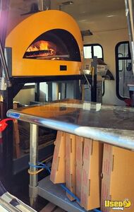 1999 E 350 Super Duty - Star Trans Bus Pizza Food Truck Interior Lighting South Carolina Gas Engine for Sale