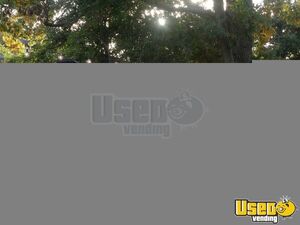 Turnkey Ford E350 Super Duty Wood Fired Artisan Pizza Food truck w/ NEW Generator for Sale in South Carolina!