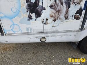 1999 E350 Pet Care / Veterinary Truck Additional 6 California Gas Engine for Sale