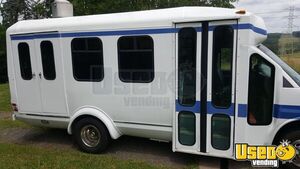1999 Express 3500 Food Truck All-purpose Food Truck Concession Window Pennsylvania Gas Engine for Sale