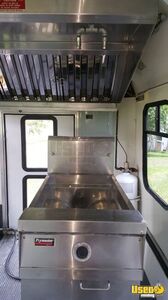 1999 Express 3500 Food Truck All-purpose Food Truck Electrical Outlets Pennsylvania Gas Engine for Sale