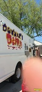 1999 Food Truck All-purpose Food Truck Concession Window Nebraska Diesel Engine for Sale