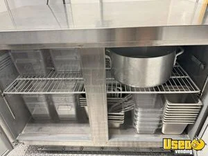 1999 Food Truck All-purpose Food Truck Prep Station Cooler Arizona Diesel Engine for Sale