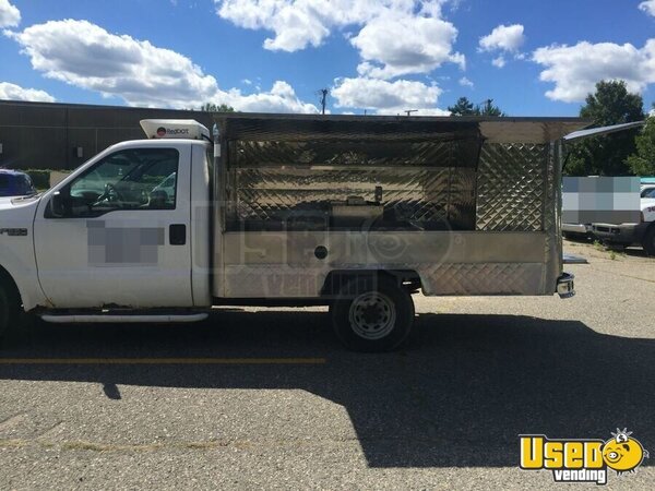 1999 Ford F 350 Lunch Serving Food Truck Michigan Diesel Engine for Sale