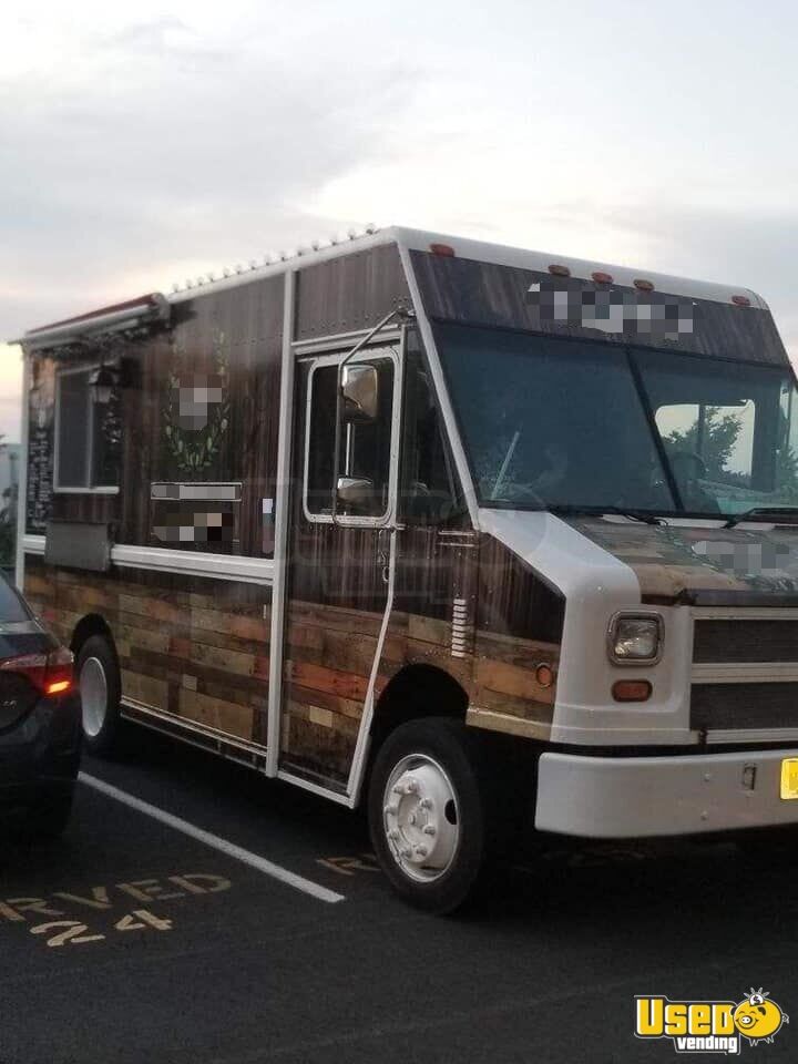 Fully Renovated Upscale Freightliner Food Truck Used Kitchen On