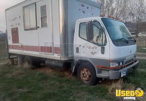 1999 Fuso Kitchen Food Truck All-purpose Food Truck Montana Diesel Engine for Sale