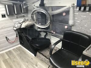1999 G3500 Mobile Hair & Nail Salon Truck Gas Engine Connecticut Gas Engine for Sale