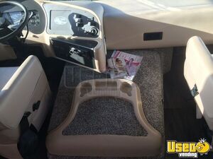 1999 Georgetown 265 (gta265c) Mobile Hair Salon Truck Mobile Hair & Nail Salon Truck Restroom Alberta Gas Engine for Sale