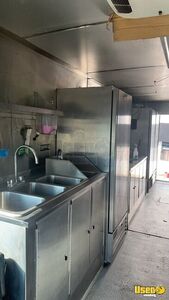 1999 Gm P30 Workhorse All-purpose Food Truck Diamond Plated Aluminum Flooring South Carolina Diesel Engine for Sale