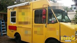 1999 Gmc-p30 Food Truck / Mobile Kitchen Florida Gas Engine for Sale